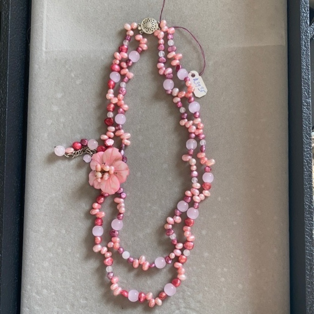 Freshwater pink pearl and rose quartz necklace